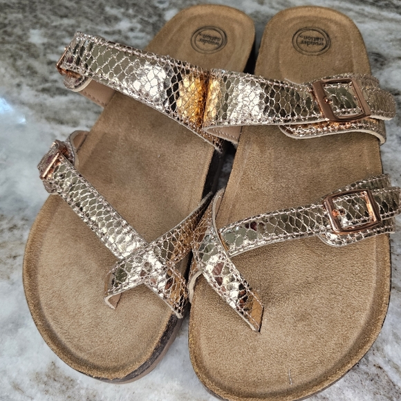 Wonder Nation Girl's Rose Gold Metallic Sandals Size 4 - Picture 1 of 6